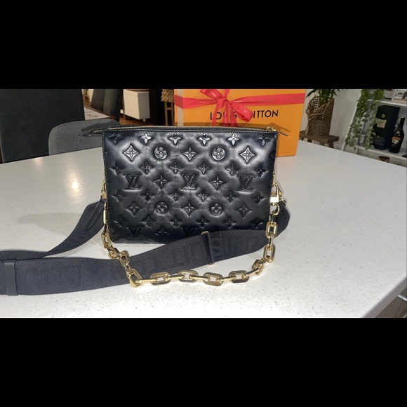 Authentic Louis Vuitton Black Cousin MM Handbag - Picture 2 of 7